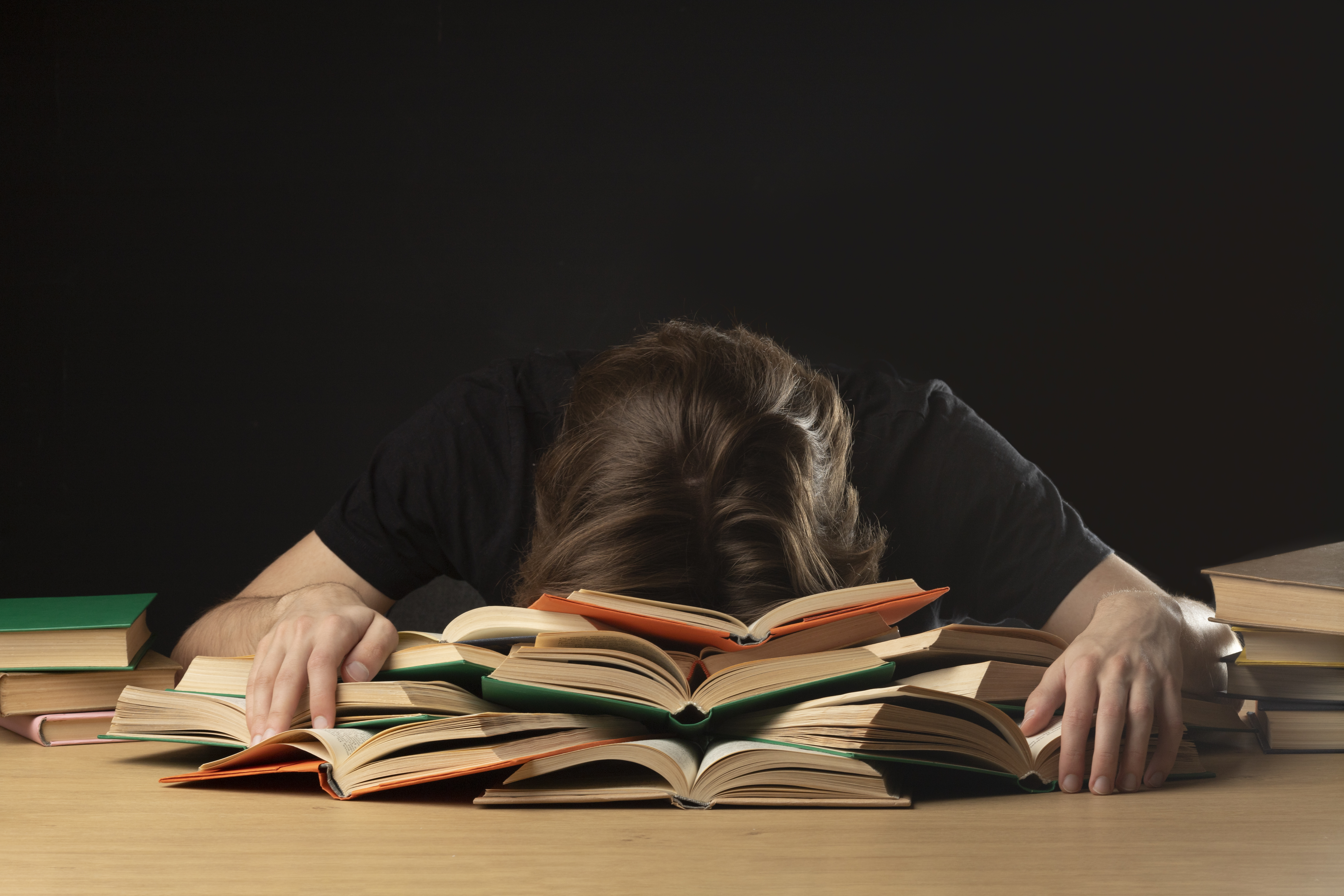 close-up-still-life-hard-exams - Designed by freepik.com